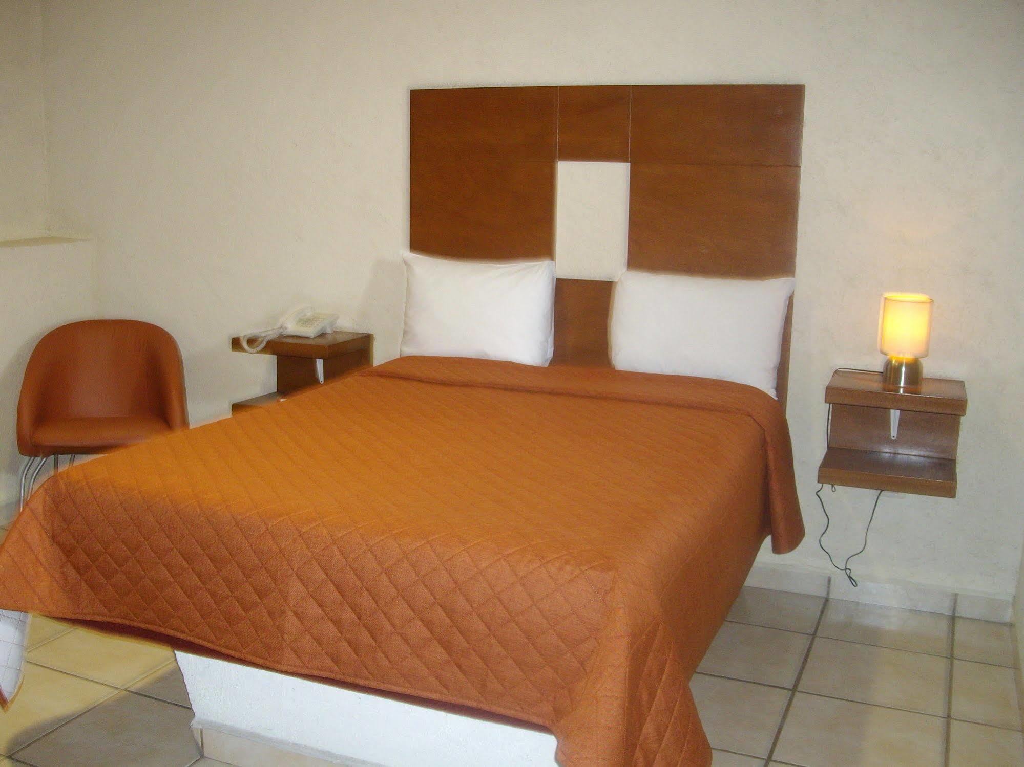 Casa De Oracion San Jose Hotel